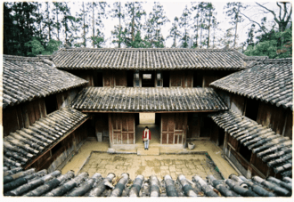 Hmong King Palace